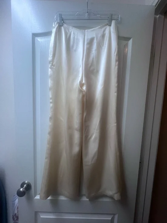 Lauren Ralph Lauren 100% Silk Ivory Satin Wide Leg Dress Pants Petite - Picture 3 of 15